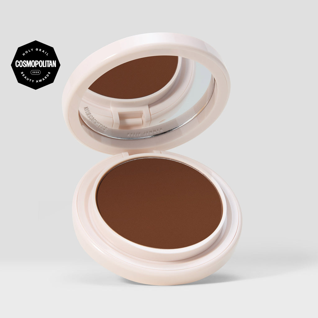kyliecosmetics Natural Blur Powder Foundation