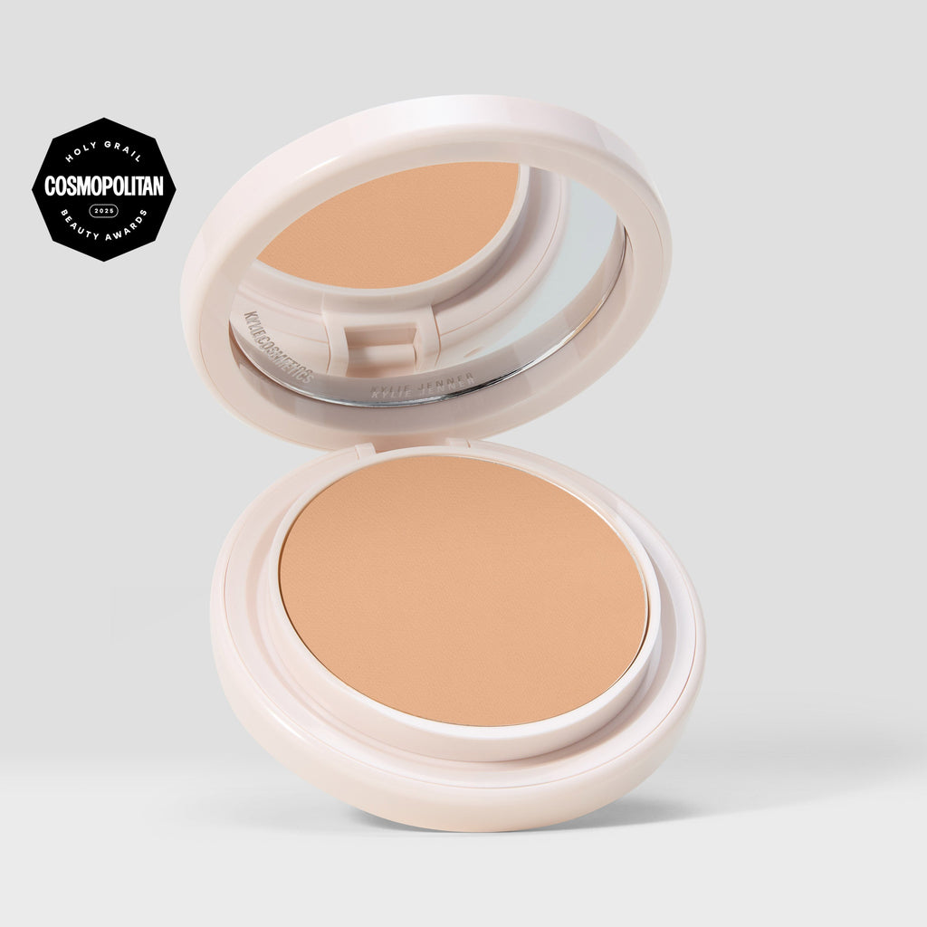 kyliecosmetics Natural Blur Powder Foundation