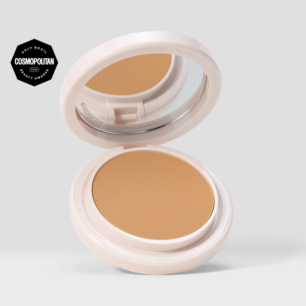 kyliecosmetics Natural Blur Powder Foundation