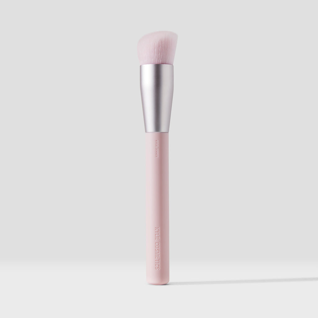 kyliecosmetics Foundation Brush 01