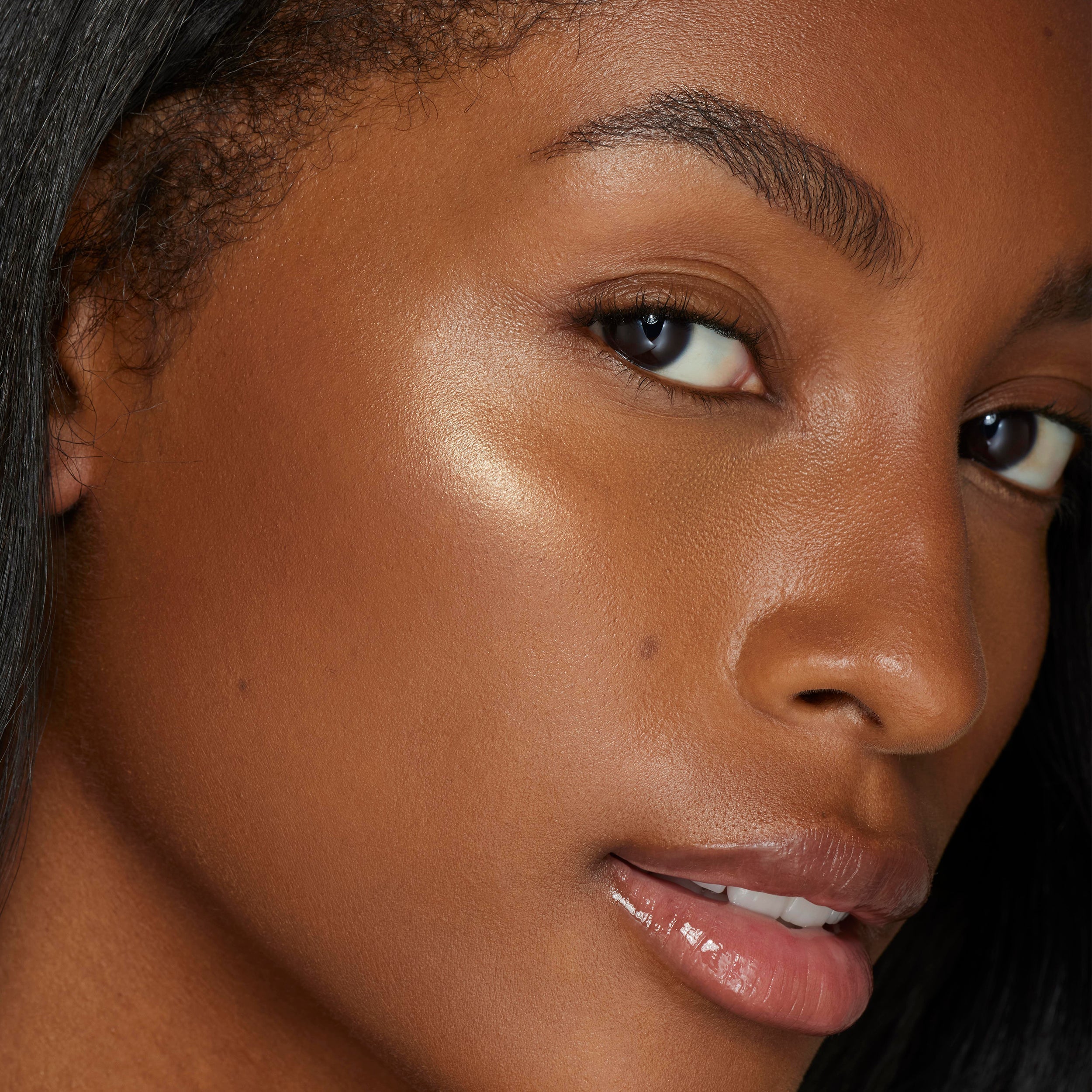 kyliecosmetics King Kylie Loose Powder Highlighter