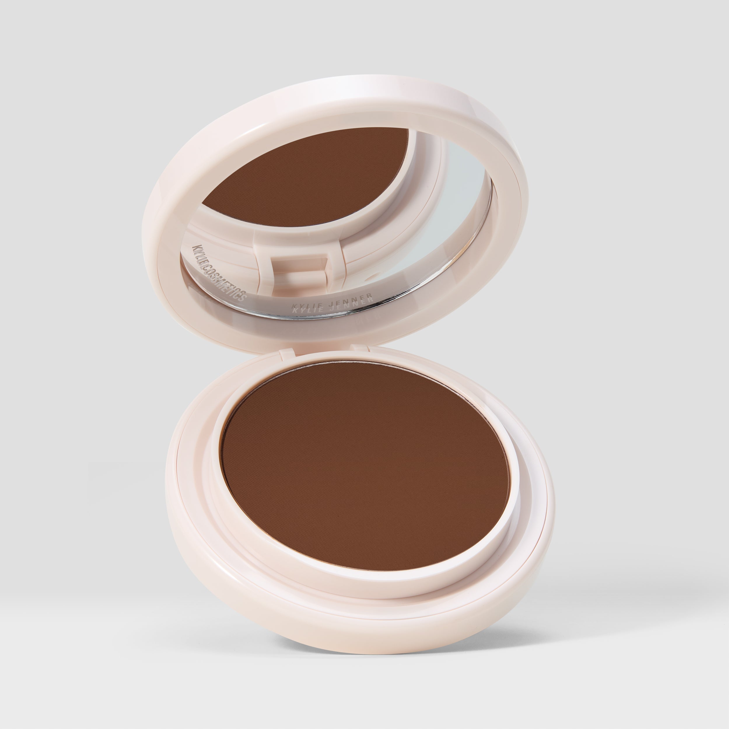 kyliecosmetics Natural Blur Powder Foundation