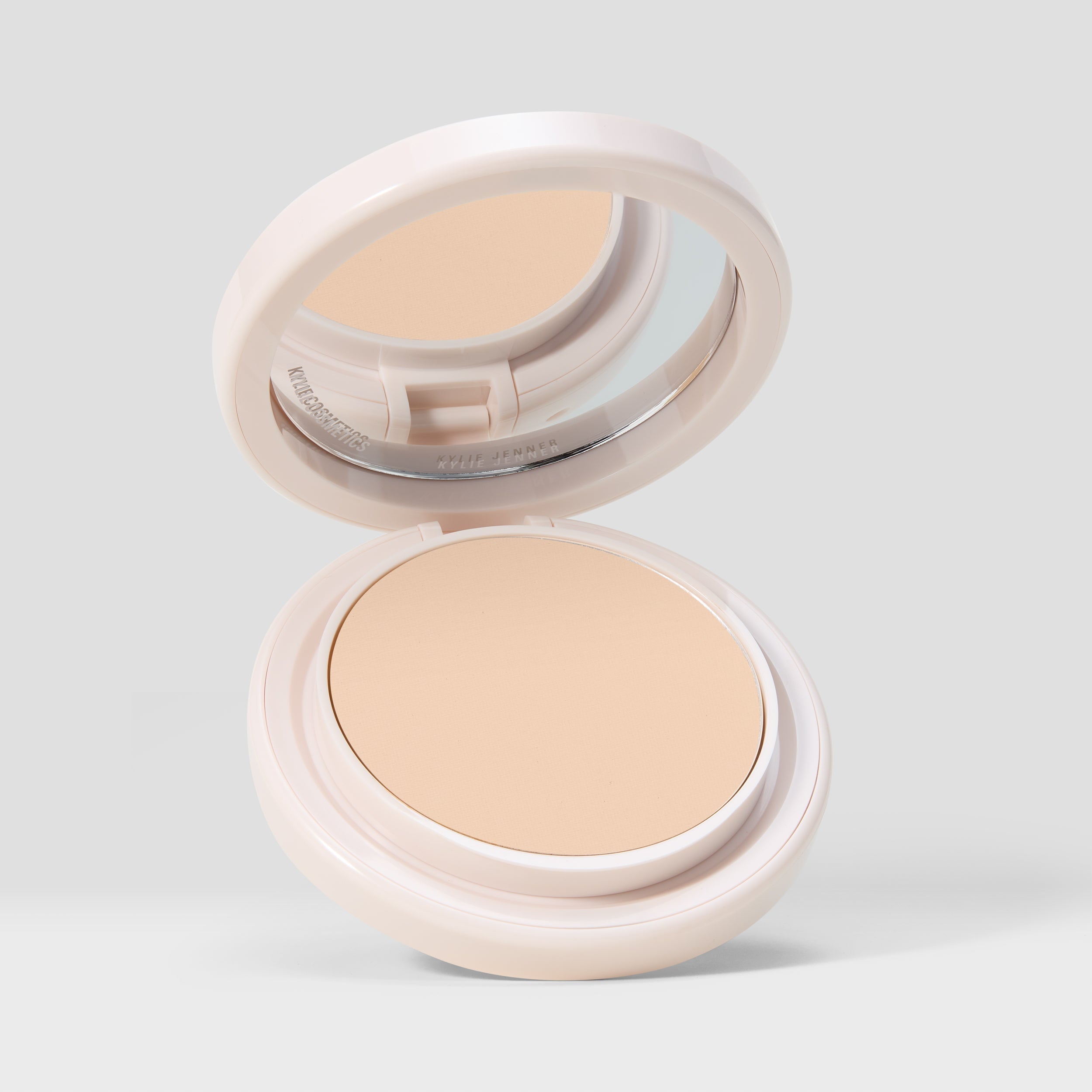 kyliecosmetics Natural Blur Powder Foundation