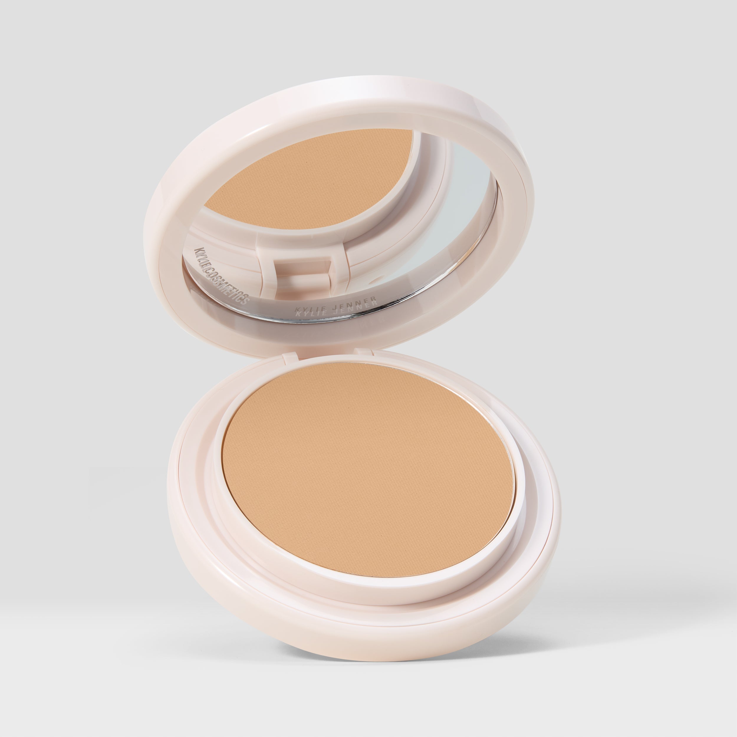 kyliecosmetics Natural Blur Powder Foundation
