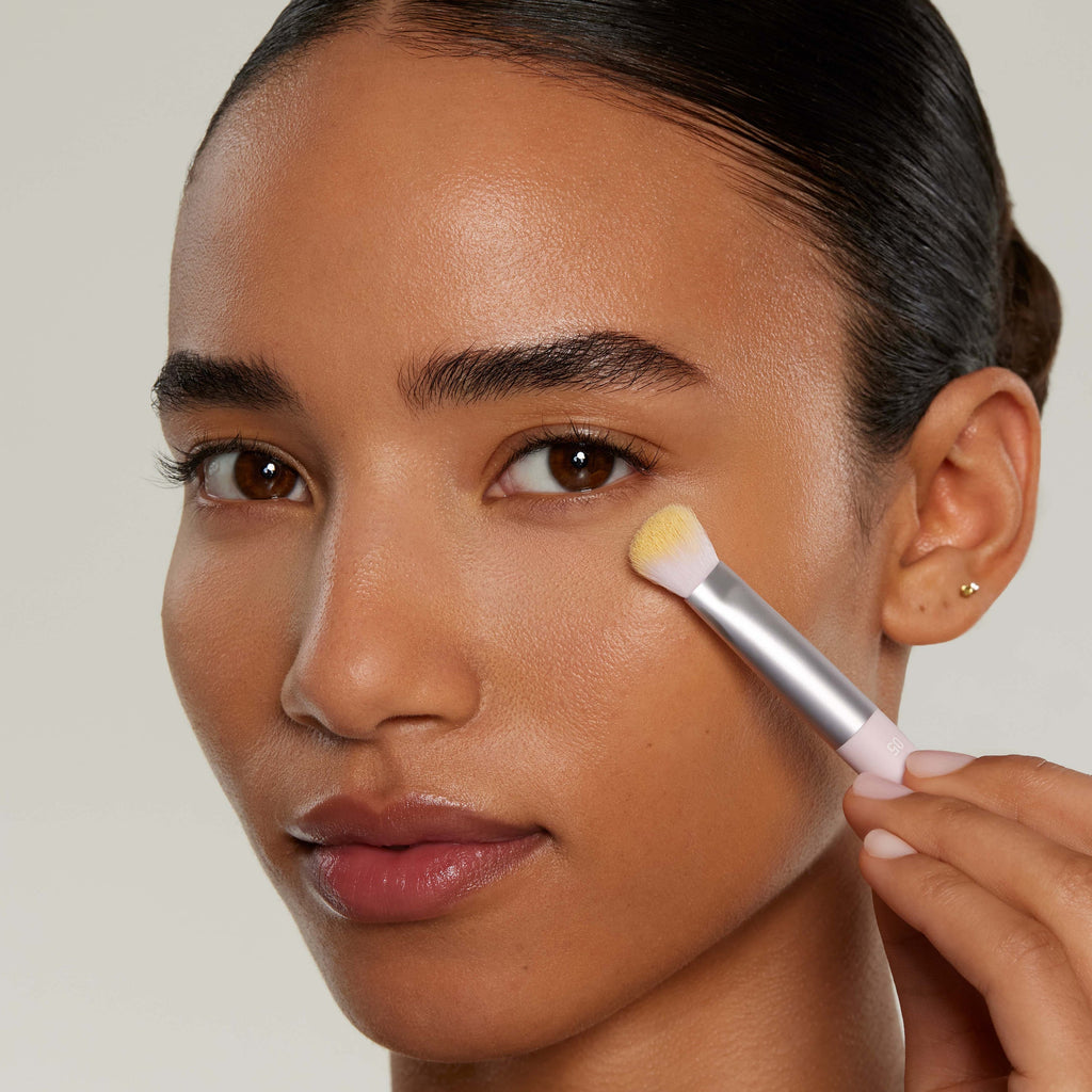 kyliecosmetics Precise Sculpting Complexion Brush 05