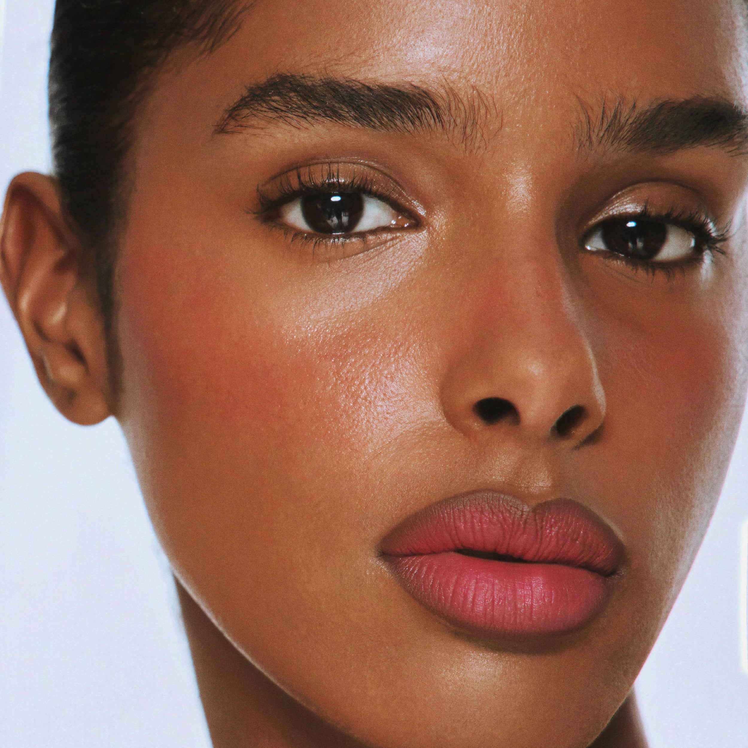 kyliecosmetics Plumping Lip Liner
