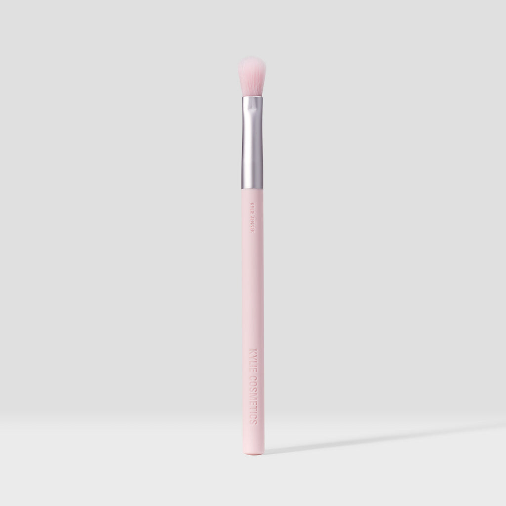 kyliecosmetics Eyeshadow Crease Blending Brush 08