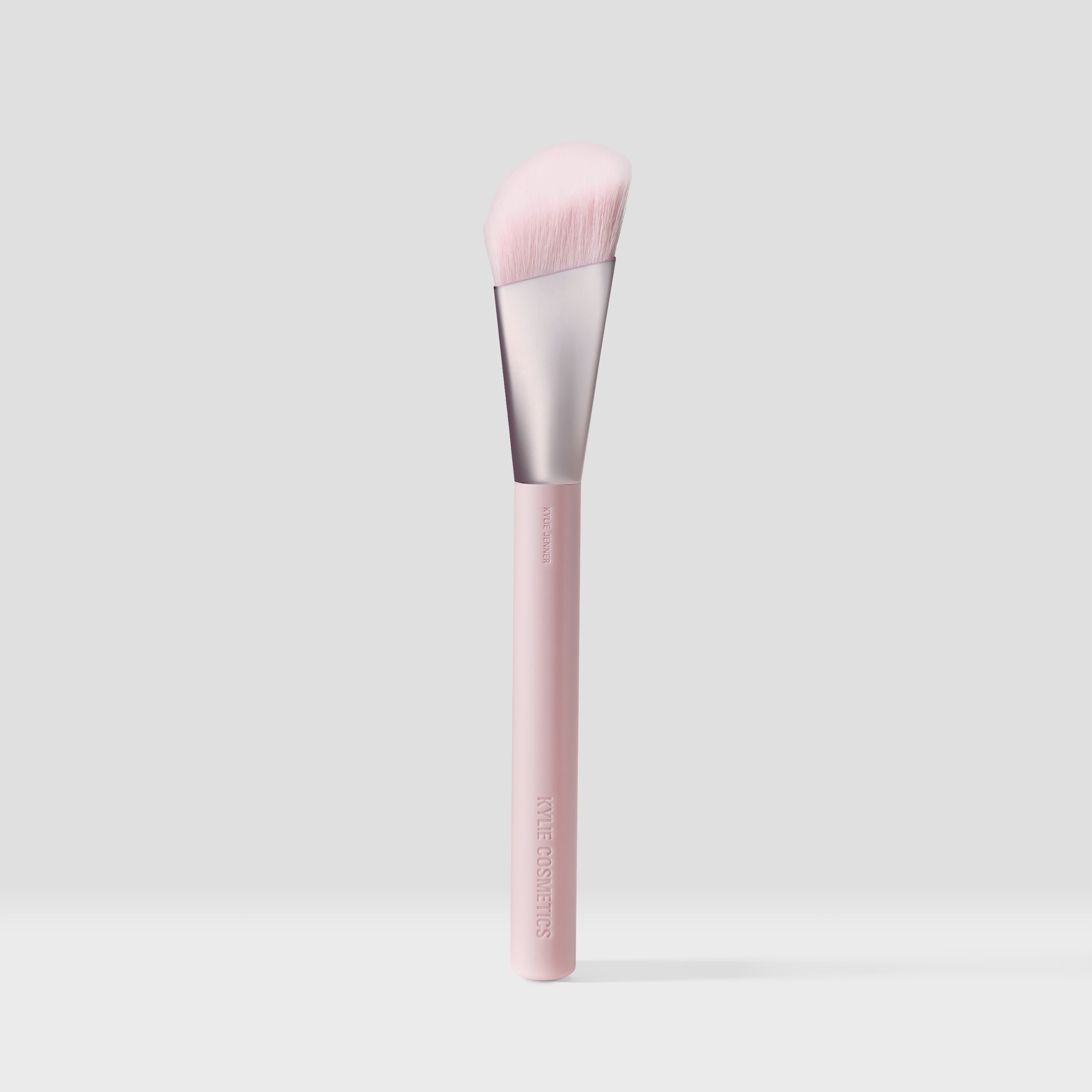 kyliecosmetics Skin Tint Brush 03