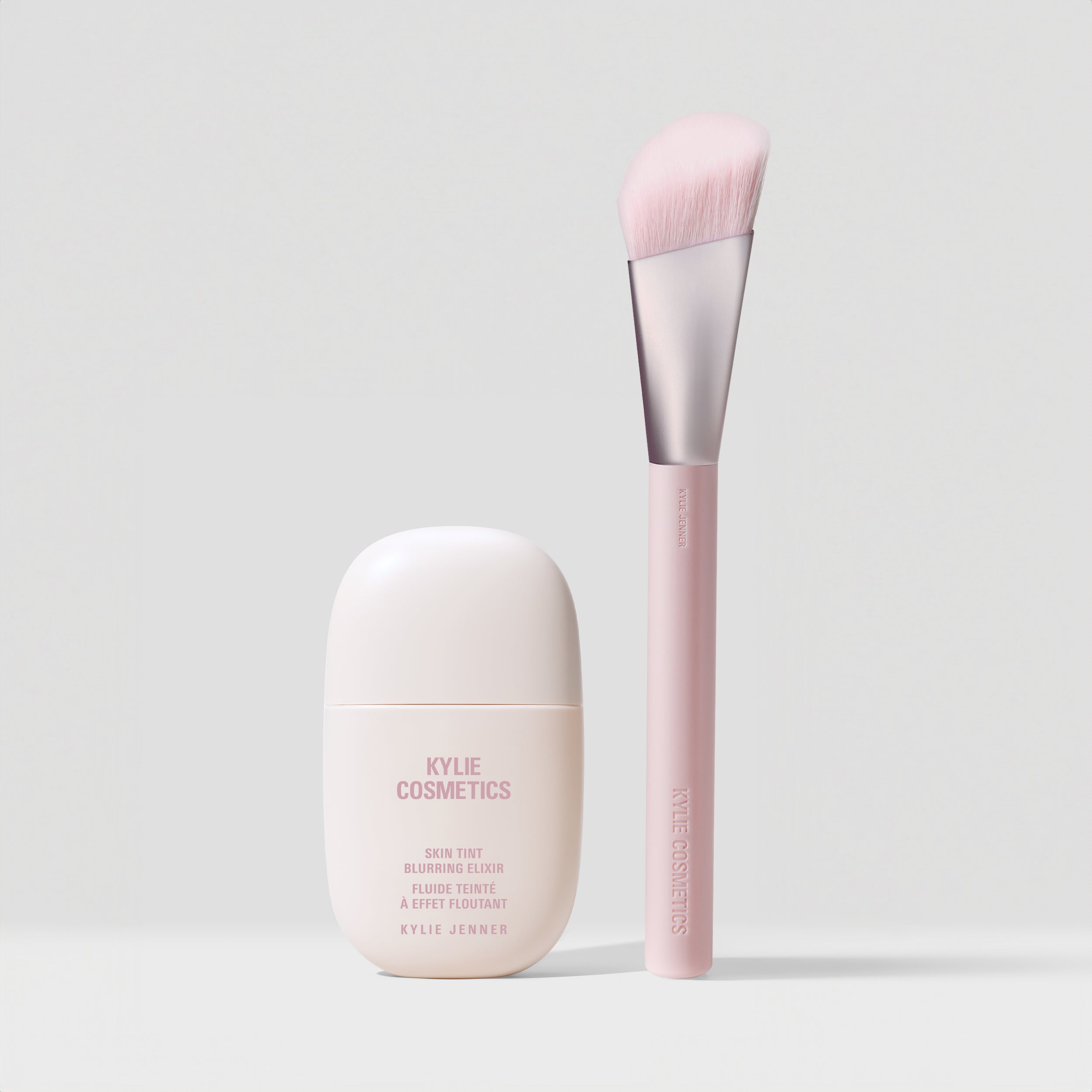 kyliecosmetics Skin Tint Blurring Elixir & Brush Duo