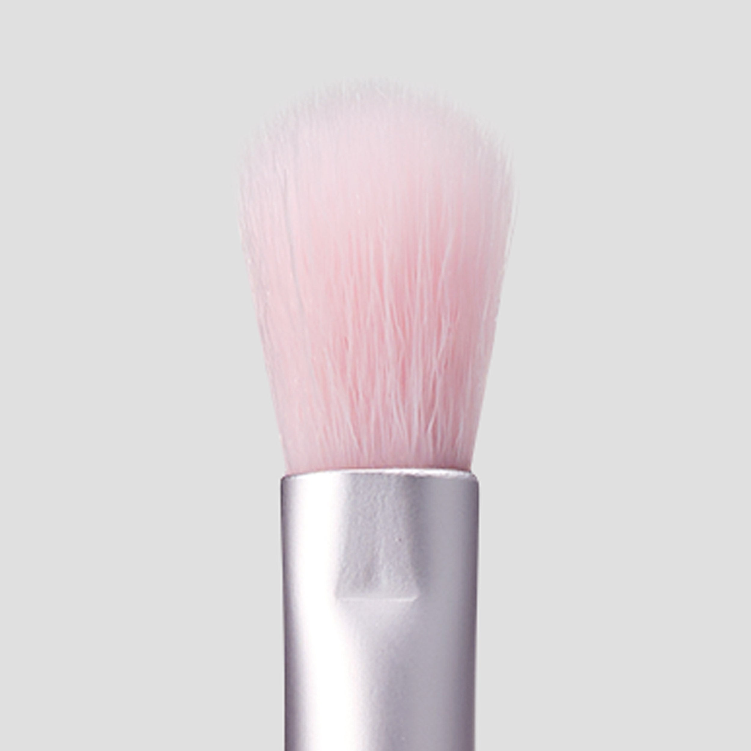 kyliecosmetics Eyeshadow Crease Blending Brush 08