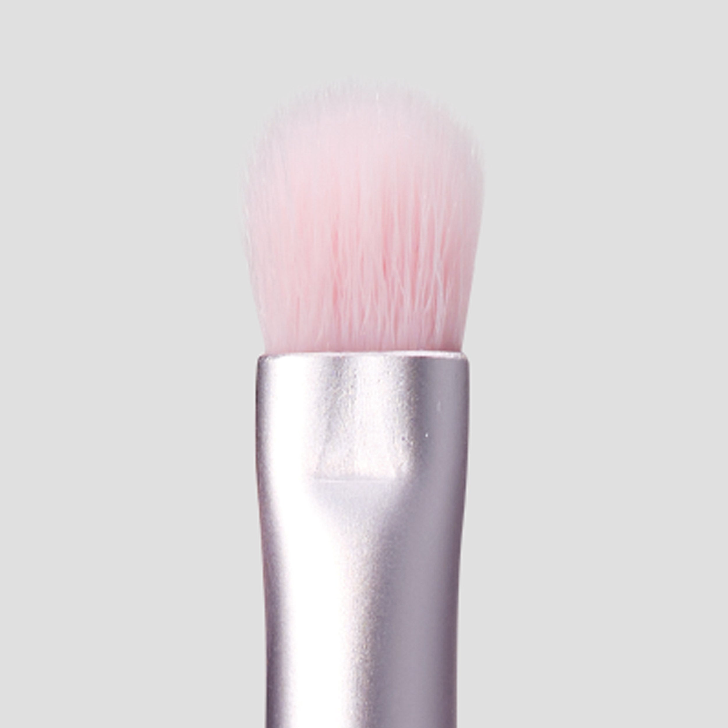 kyliecosmetics Eyeshadow Packing Brush 09